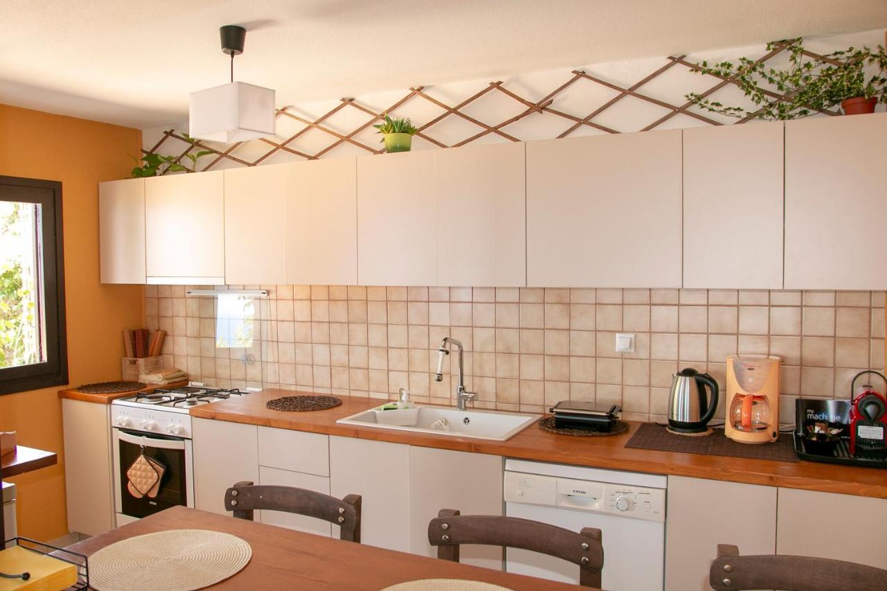 Summer Dream Cottage, 2Br, Beautiful Sea View モコロス エクステリア 写真