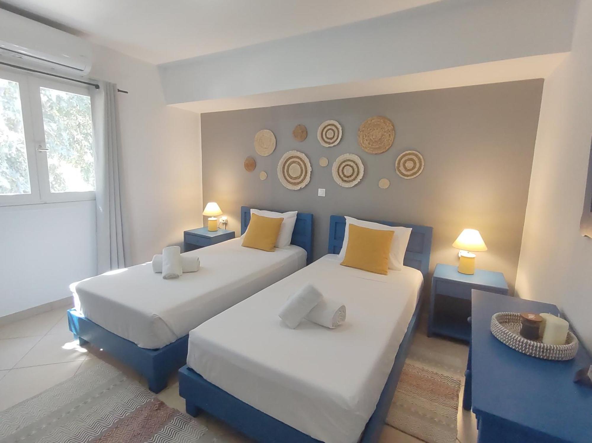 Summer Dream Cottage, 2Br, Beautiful Sea View モコロス エクステリア 写真