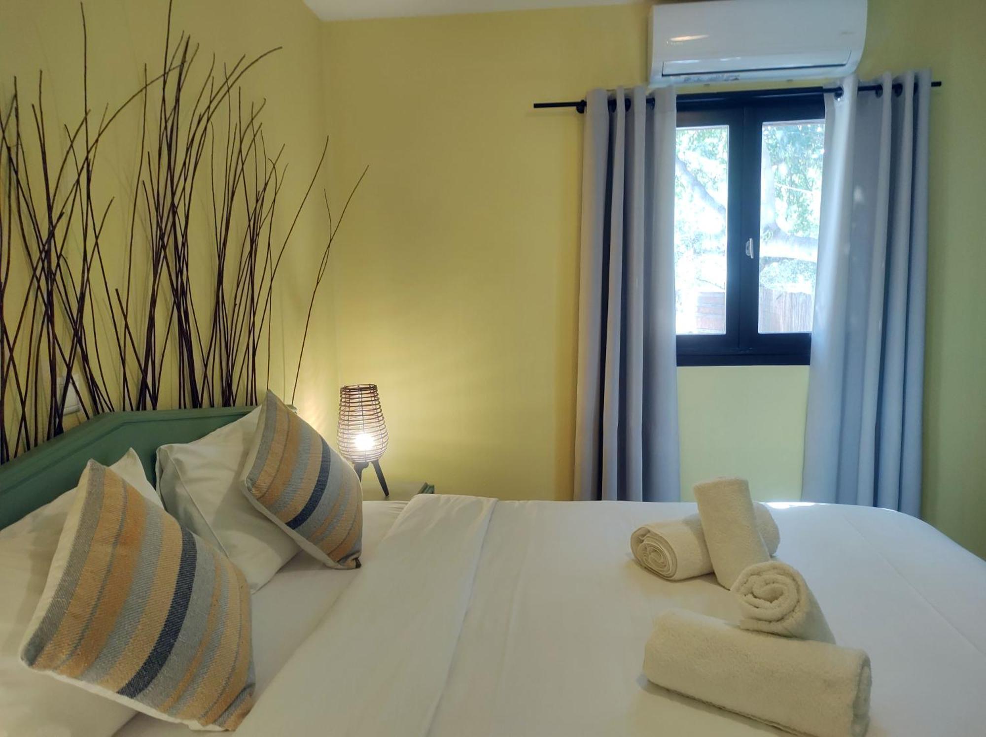 Summer Dream Cottage, 2Br, Beautiful Sea View モコロス エクステリア 写真